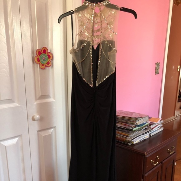 FINAL SALE! Black Evening Gown - Picture 2 of 3